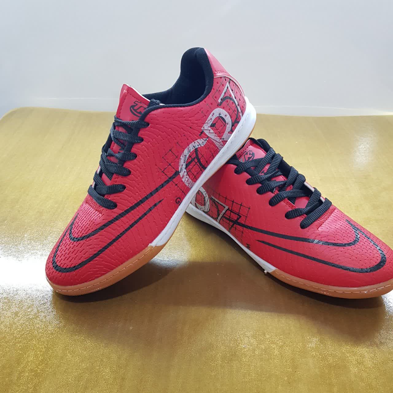 کفش سالنی مردانه CR7 دوره دوخت رنگ قرمز جنس اعلا