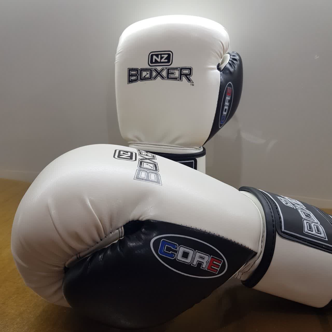 دستکش بوکس فوم اعلا-برند boxer-سایز 16